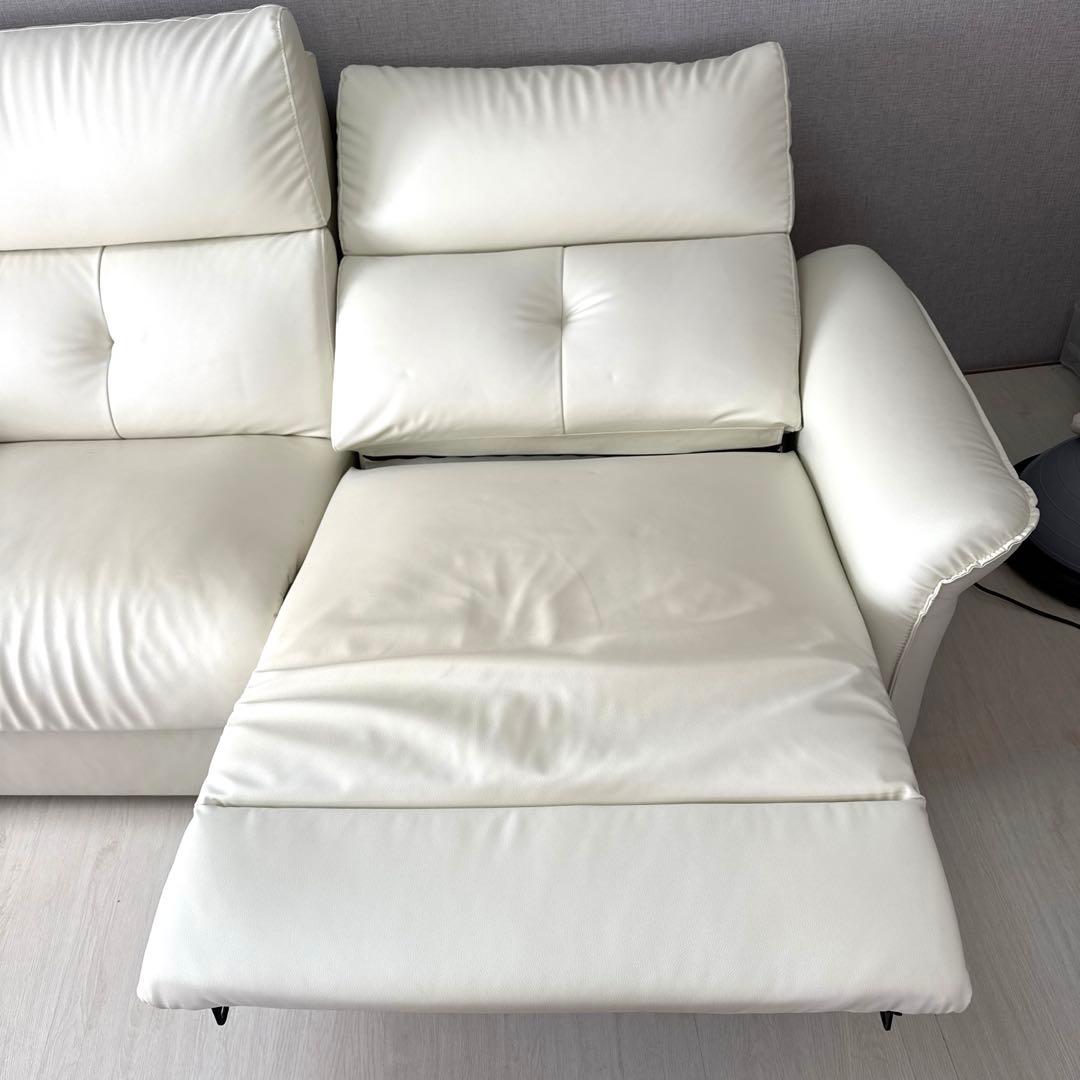 ニトリ　リクライニングソファー　アイボリー