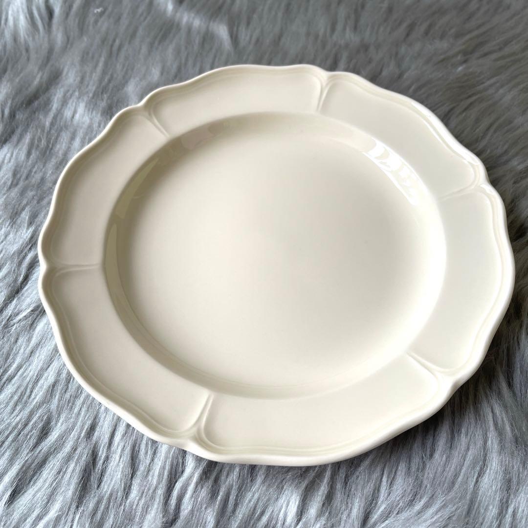 未使用品 ウェッジウッド クィーンズウェア 花リム クイーンズプレーン