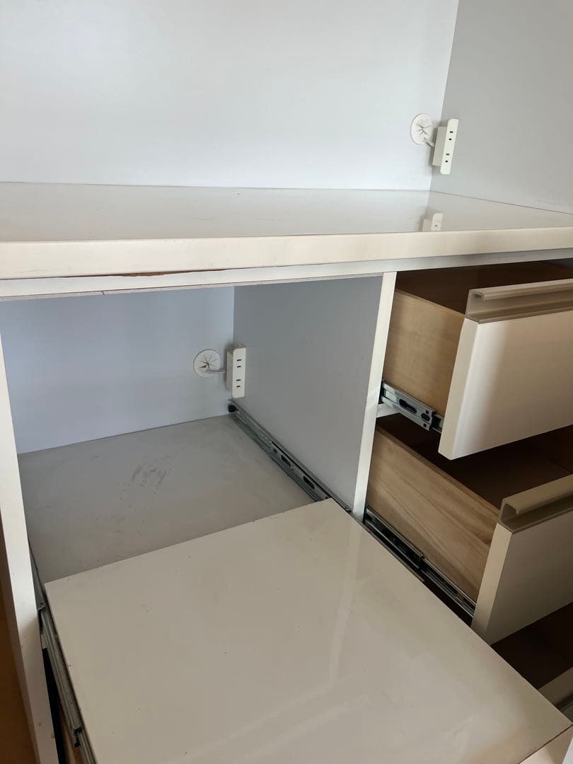 ホワイトキッチン収納 食器棚　かっちゃん