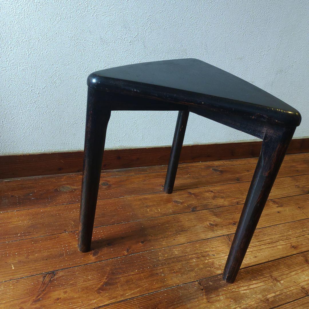 専用 レトロ 三角椅子 木製スツール コーナーラック 花台 - メルカリ