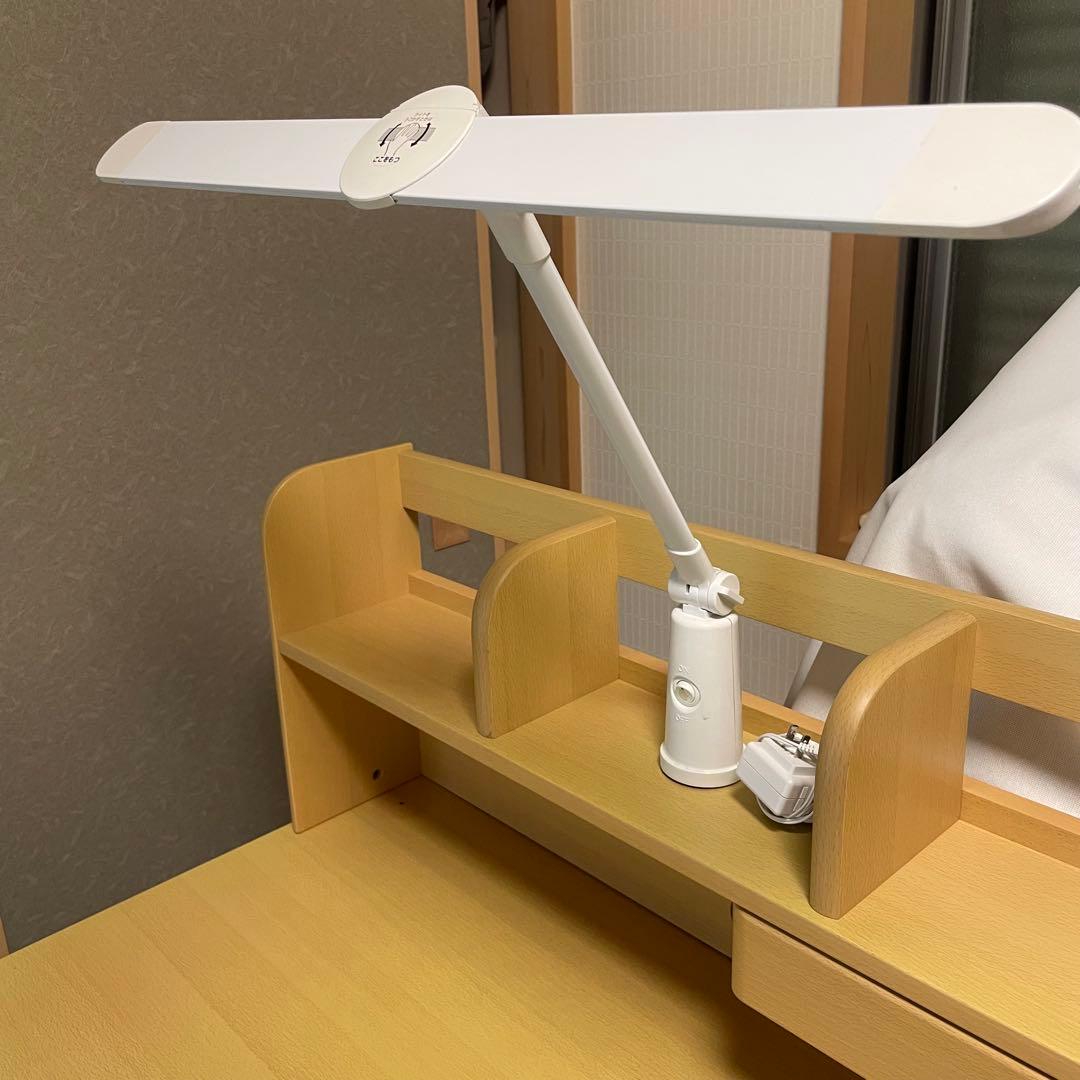 ニトリ 学習机　キャビネット付き　ライト付き　椅子付き