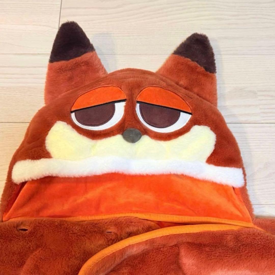 上海ディズニー限定 ニック ブランケット - メルカリ
