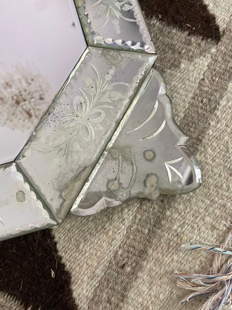 エッチングデザイン 八角形壁掛けミラー