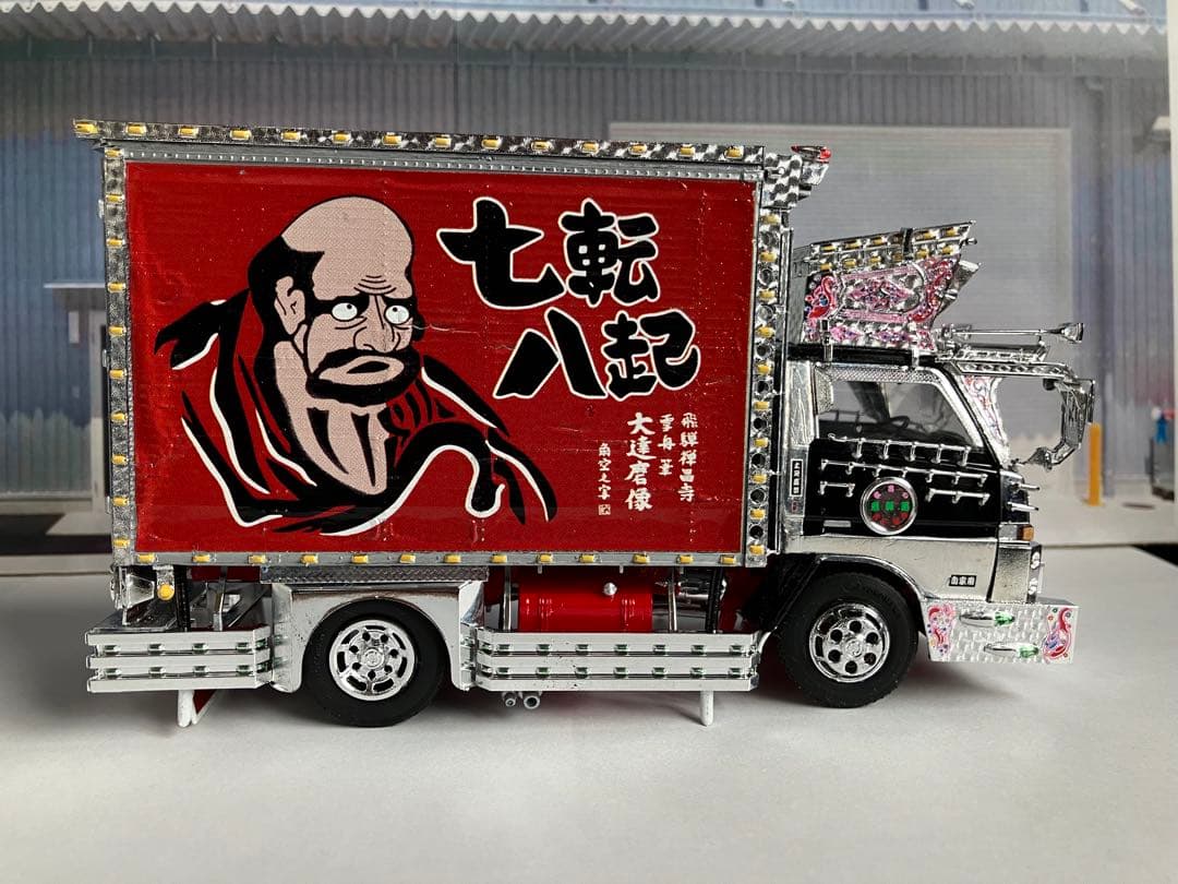 デコトラプラモデル フジミ1/32 完成品 三番星 玉三郎丸 - メルカリ