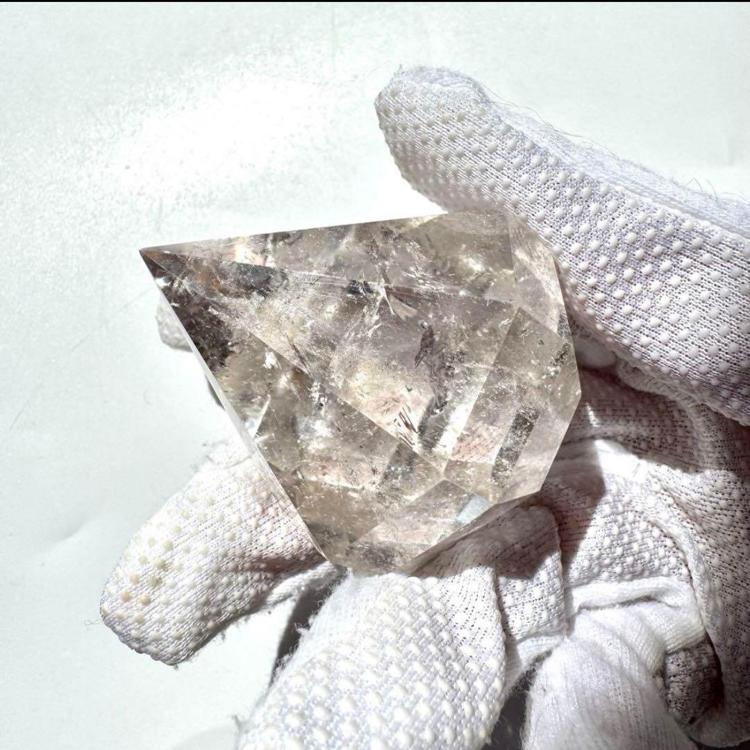 レインボー アイリスクォーツ ダイヤモンドカット