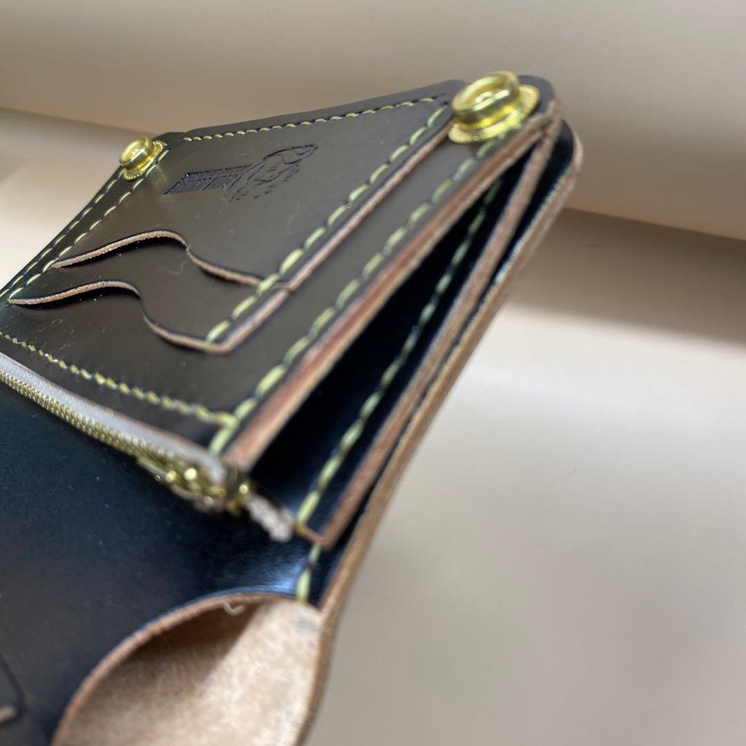 無骨 艶 マチ お札折らずに収納できる手染めミドルトラッカー