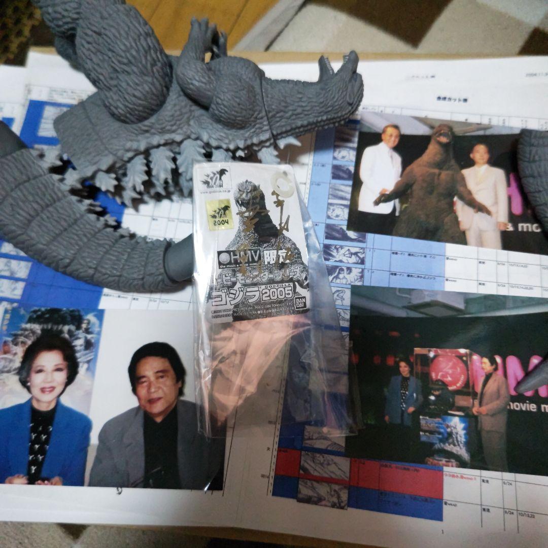 ゴジラファイルウォーズ,サイン入りゴジラ,撮影用スタッフ使用絵コンテ複写分セット 000000004640_gWbyzl2.jpg