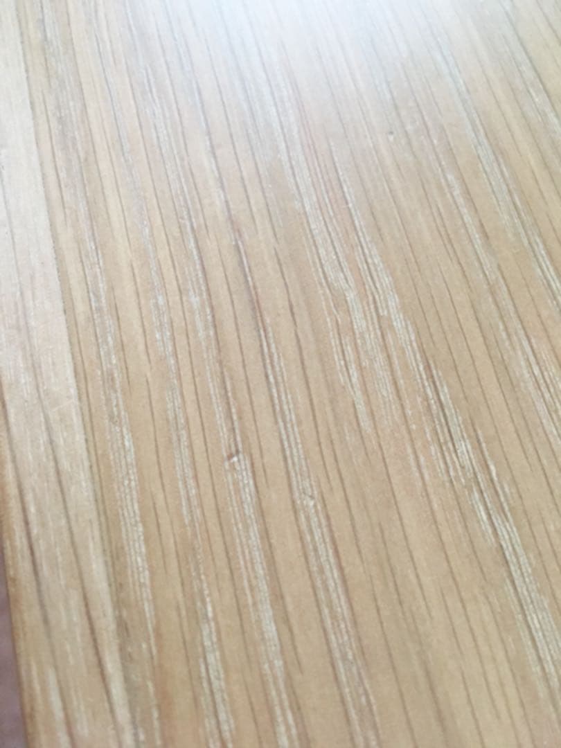 昇降式テーブル