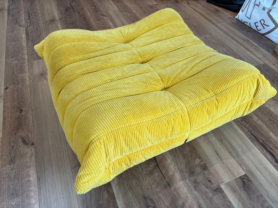 ligneroset togo リーンロゼ トーゴ オットマン