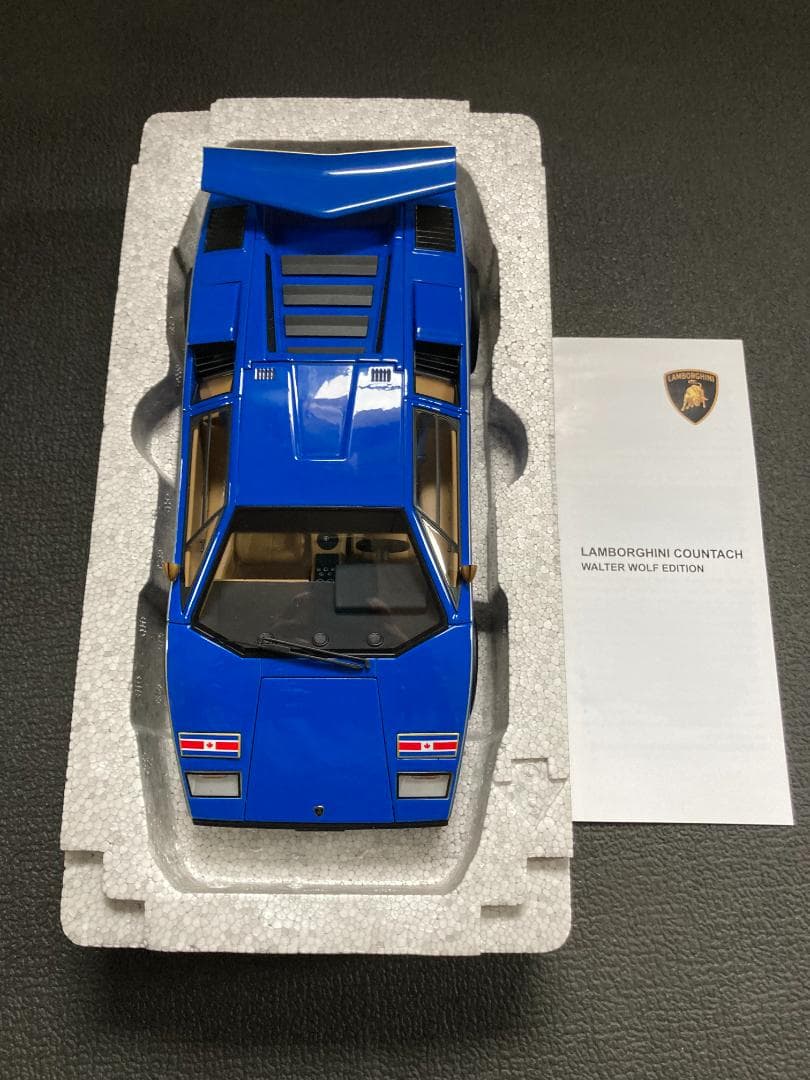 1/18 オートアート ランボルギーニ カウンタック ウォルターウルフ