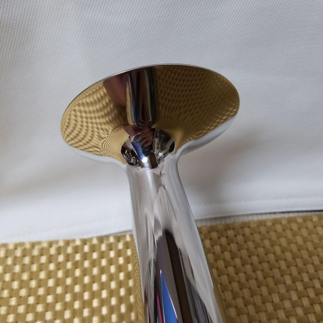 マリナリナルディ ノベルティ「ZACK PAREGO ステンレス製 一輪挿し