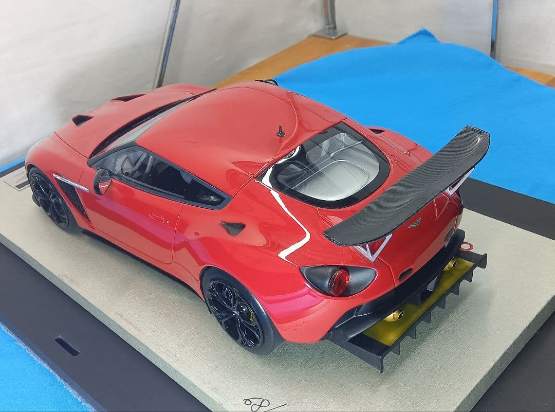 1/18 アストンマーチン V12 zagato テクノモデル 窓浮きあり - メルカリ