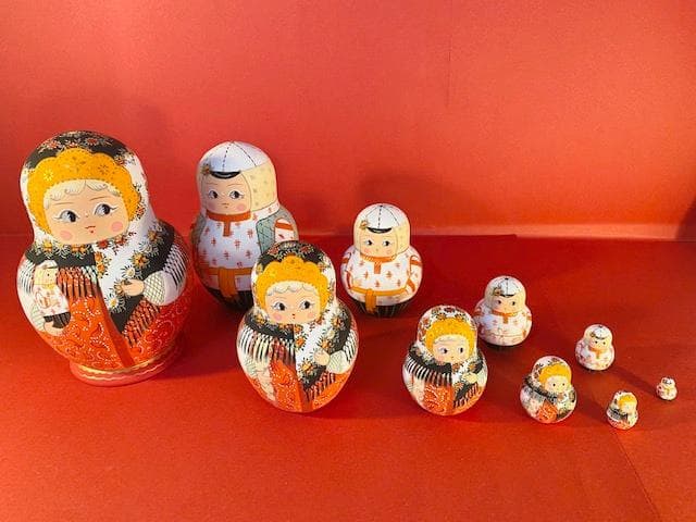 《ロシアンノスタルジー》オリガのマトリョーシカ　 (10体1セット)