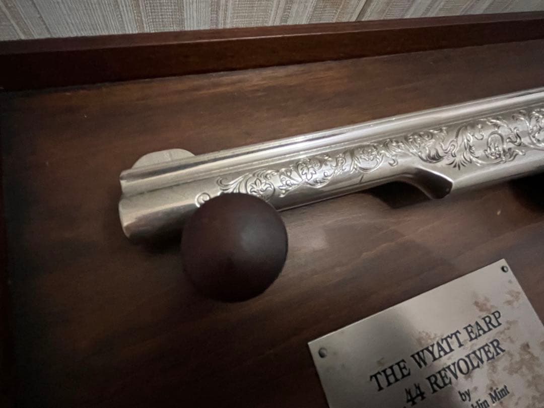 フランクリンミント リボルバー 44口径 装飾銃 WYATT EARP