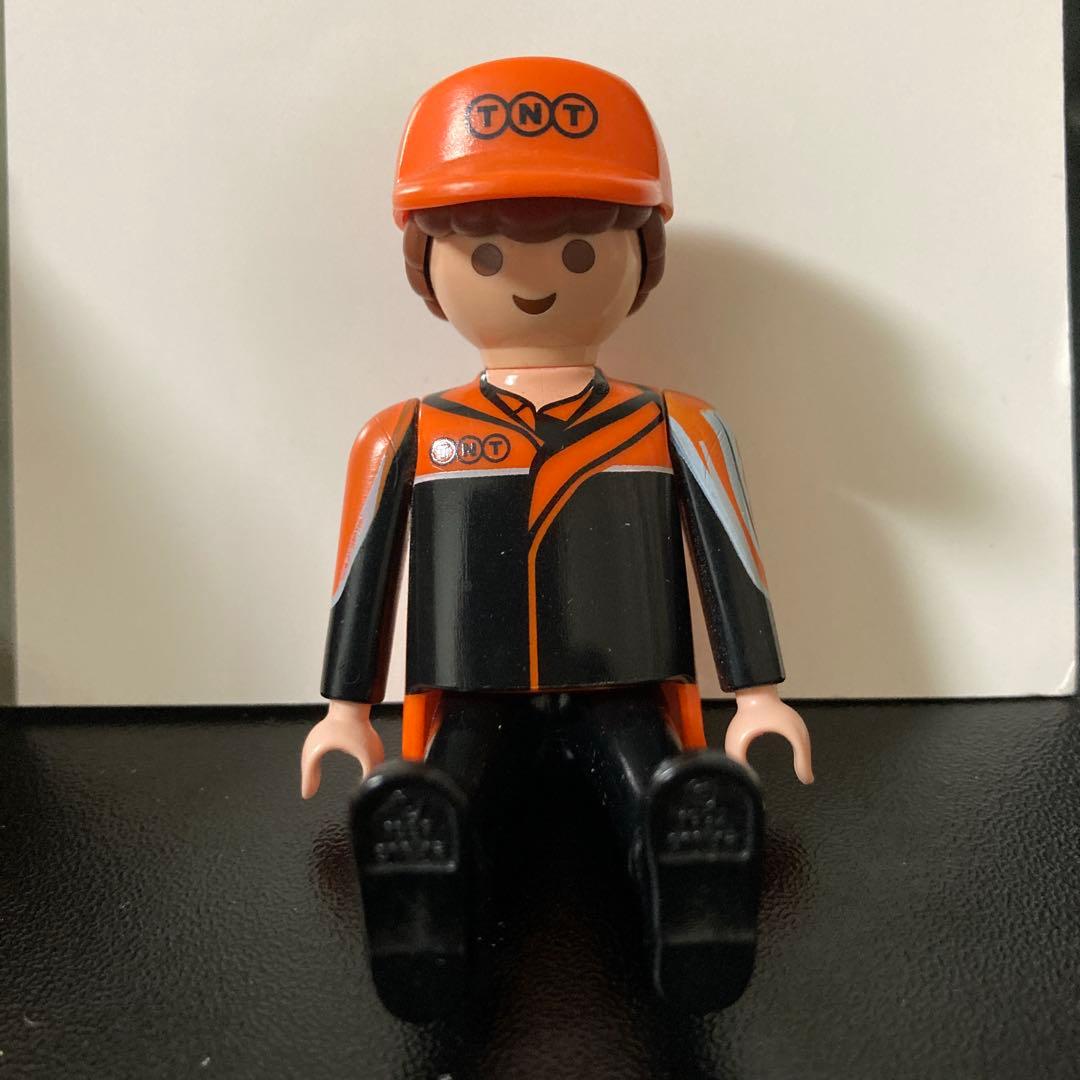 （販促品 レア）Playmobil TNT配達員フィギュア