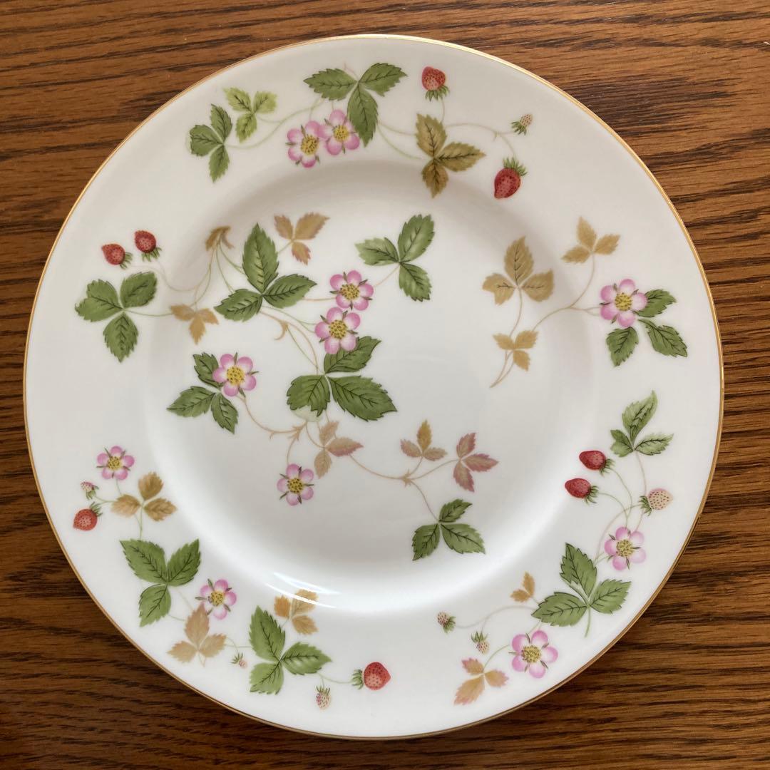 ウェッジウッド ワイルドストロベリー黒壺 17.5cm 5枚セット