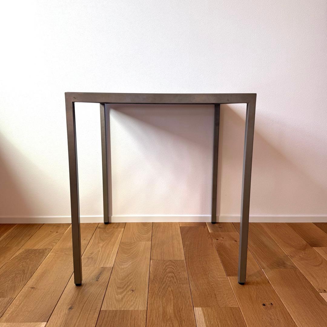 希少　サイドテーブル　ソファ　テーブル　モダン　飾り台　スモークガラス　ガラス