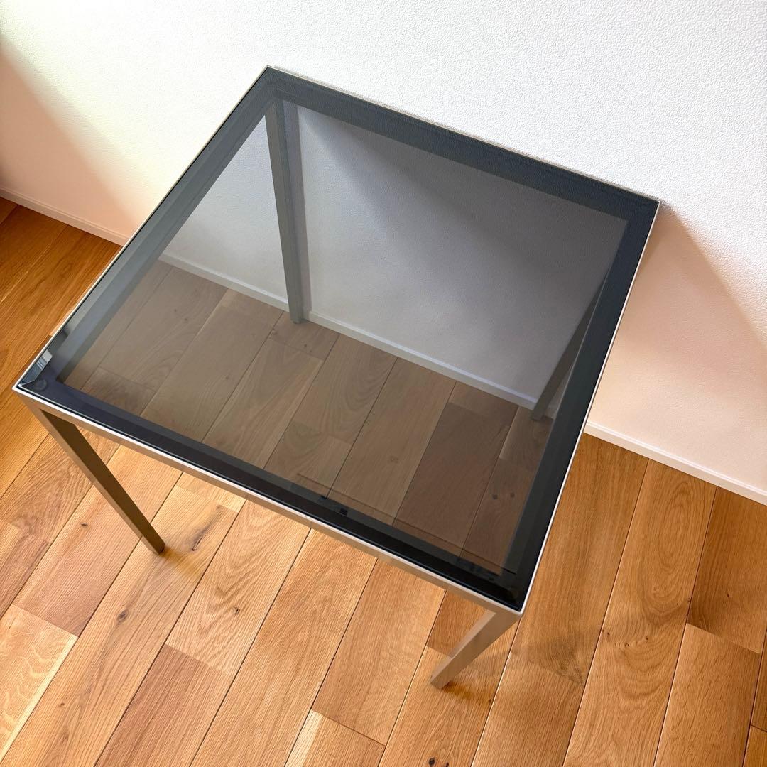 希少　サイドテーブル　ソファ　テーブル　モダン　飾り台　スモークガラス　ガラス