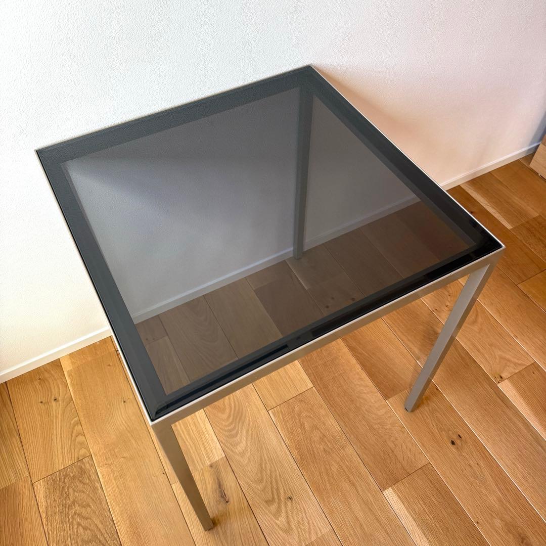希少　サイドテーブル　ソファ　テーブル　モダン　飾り台　スモークガラス　ガラス