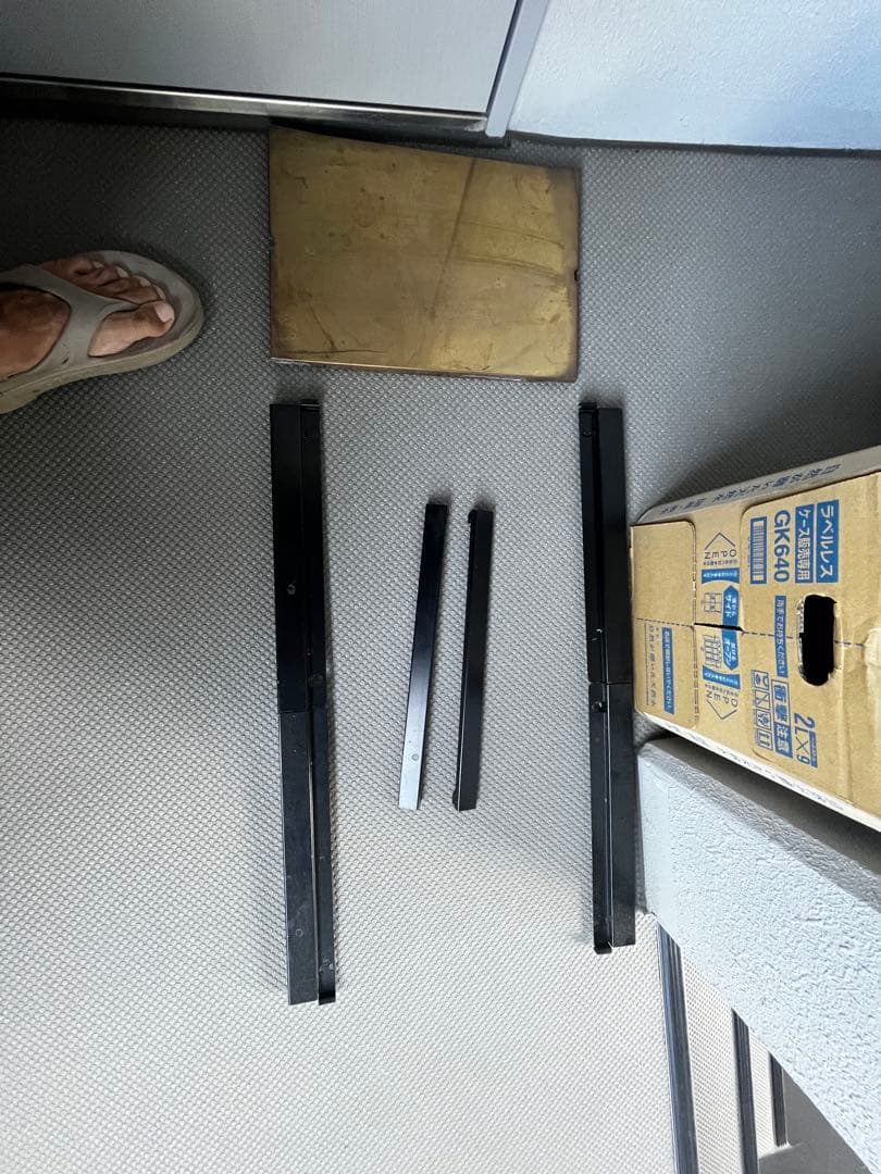 802products アウトドアテーブル フレーム 真鍮天板　peak