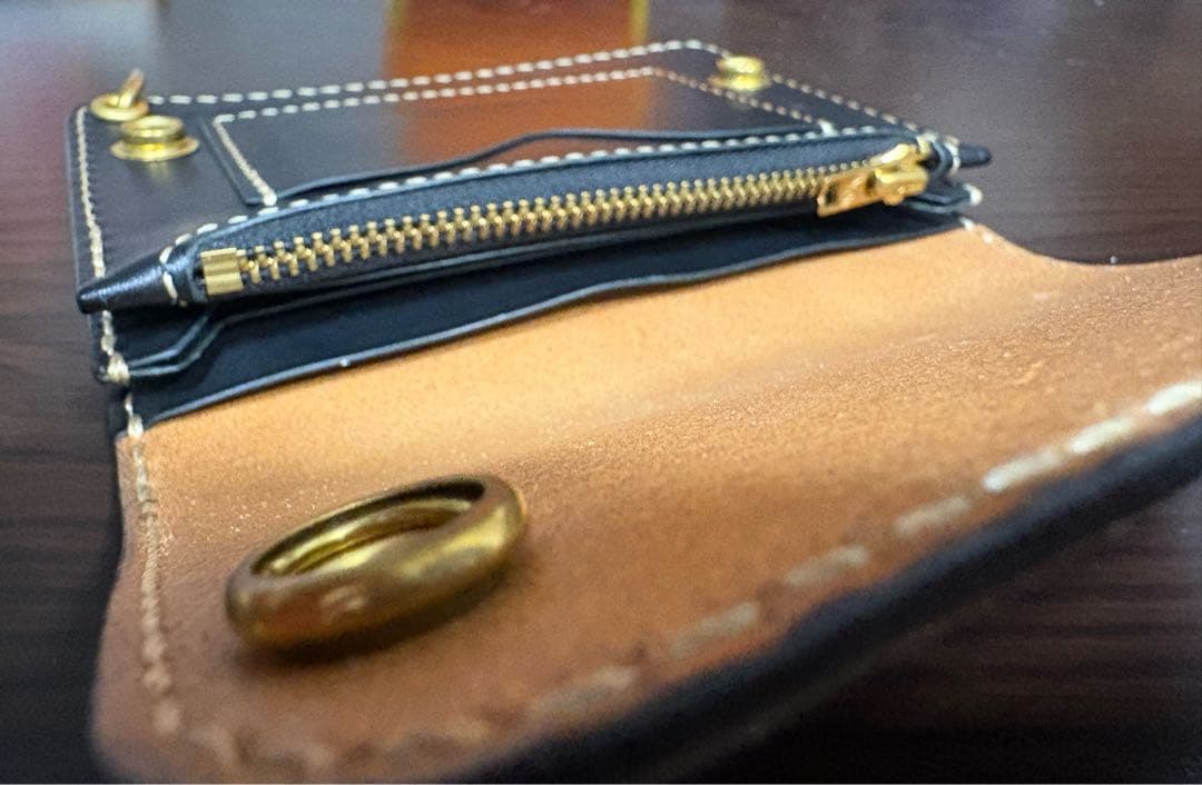 ミドルトラッカーウォレット