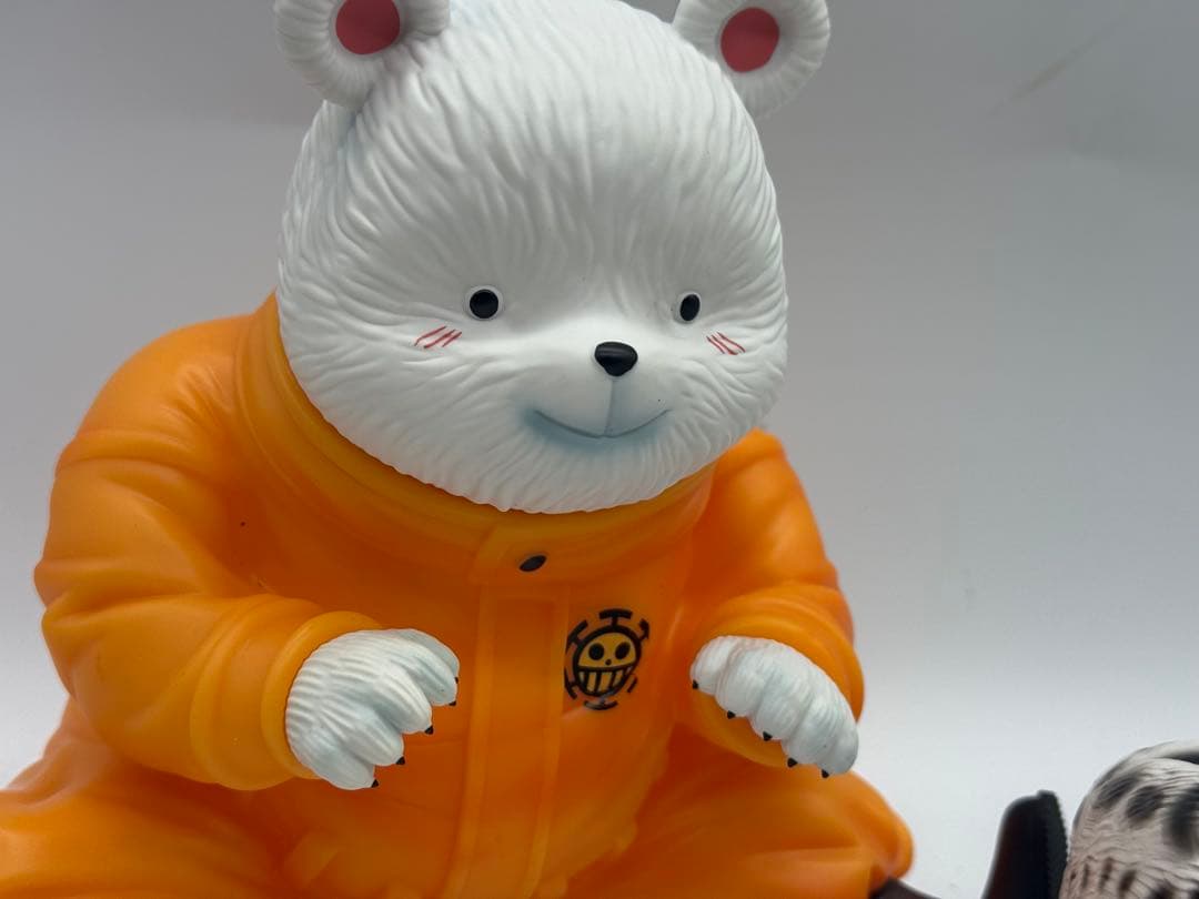 ワンピース トラファルガー・ロー ユキヒョウ ベポ　フィギュア　3体セット