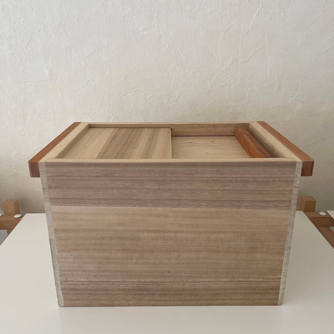 コピ・ルアック　 米びつと琉球グラス2個