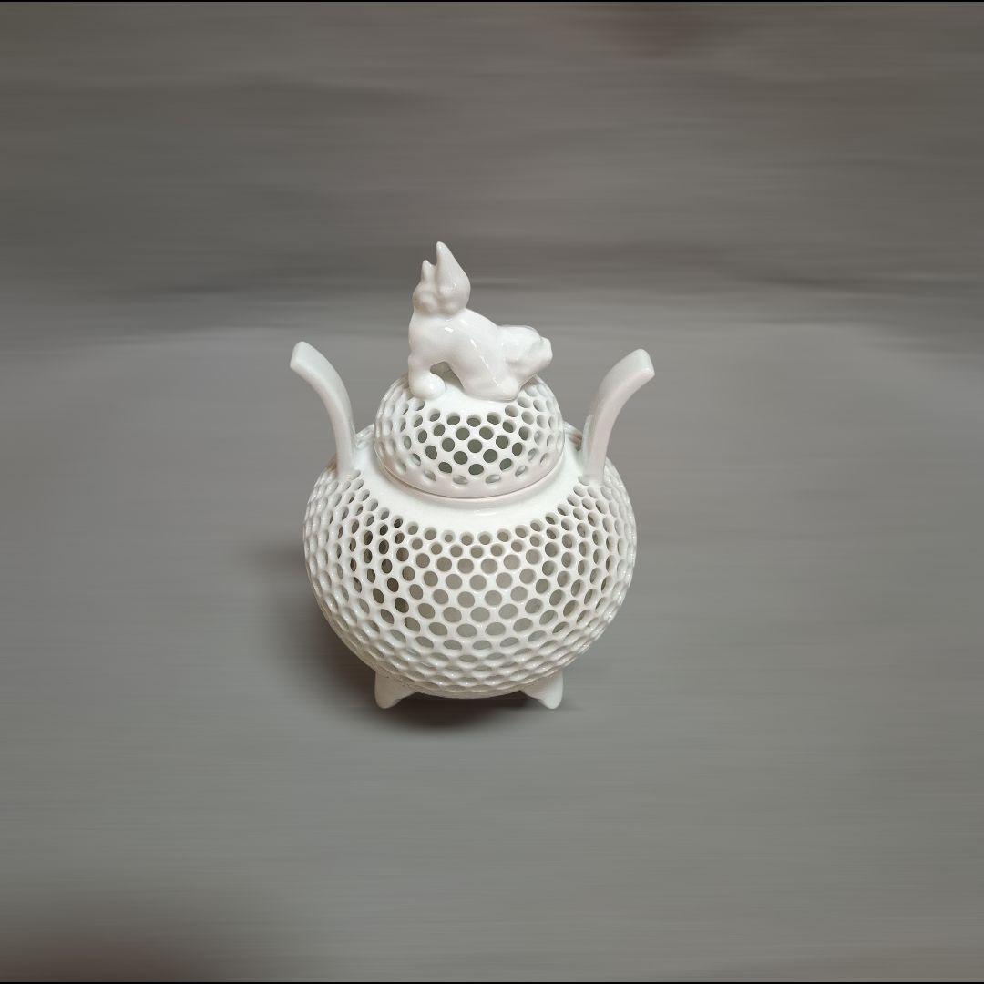 伊万里焼　香炉　白磁　 幸仙作　透し彫 　三足 　お香 　置物 　インテリア