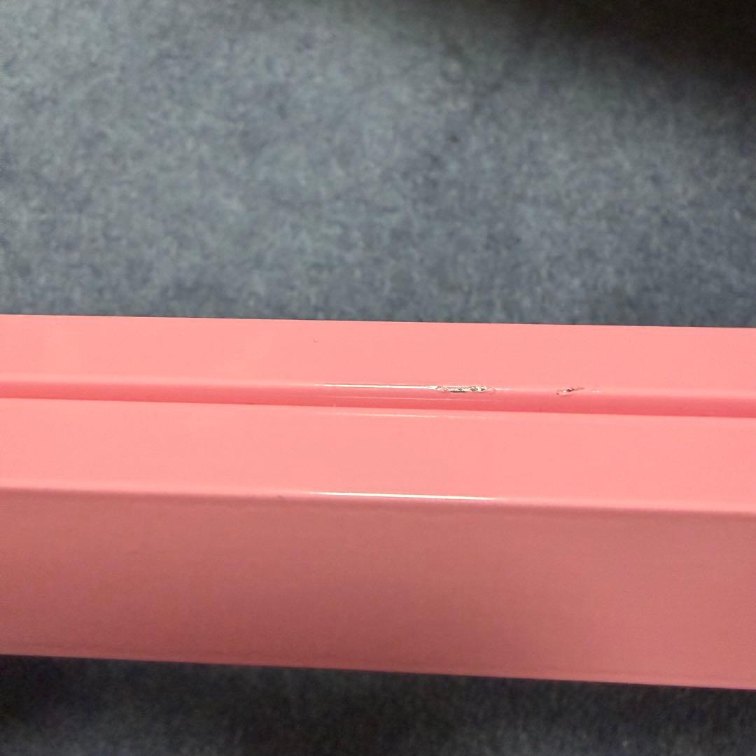 ガラステーブル ファンシーピンク レトロ 80s