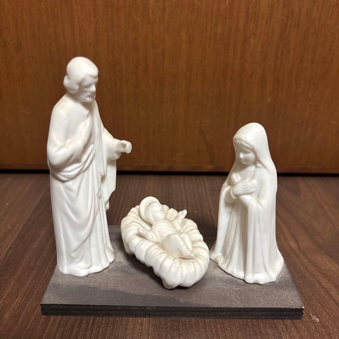 聖母マリア イエス様 飼い葉桶 陶器置物セット Amazon.co.jp: キリスト