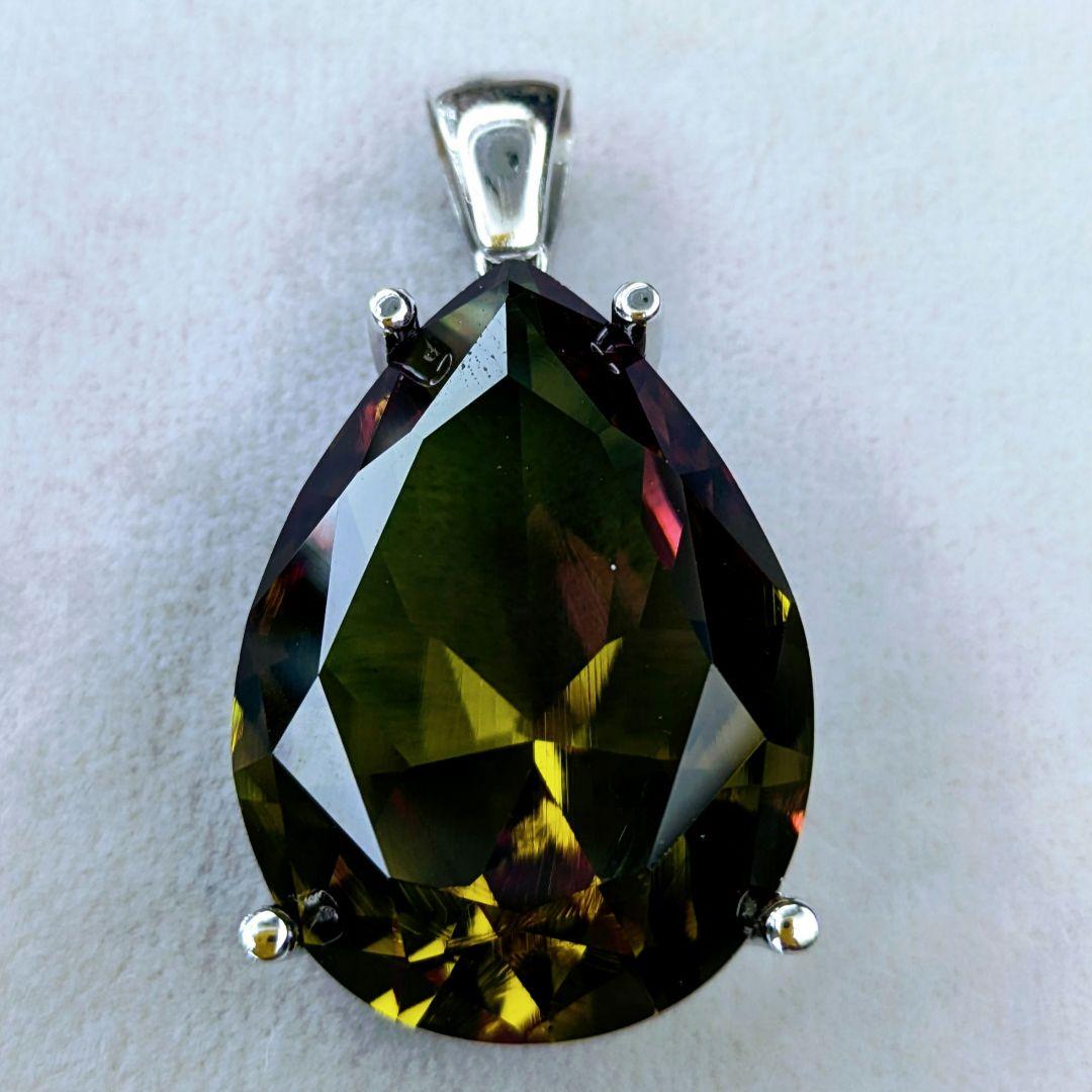 ＊NEW＊カラーチェンジ人工石ズルタナイト ペンダントトップシルバー925