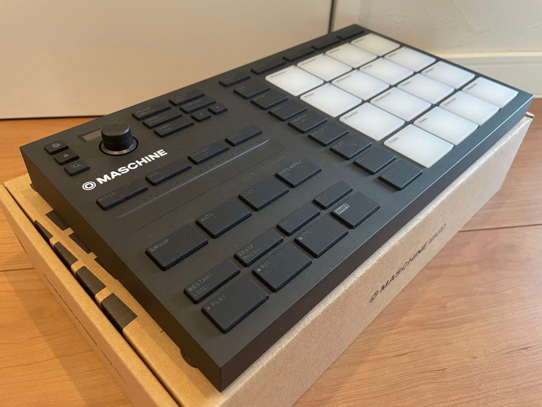 NI MASCHINE MIKRO MK3 ライセンス有の通販はau PAY マーケット - 輸入