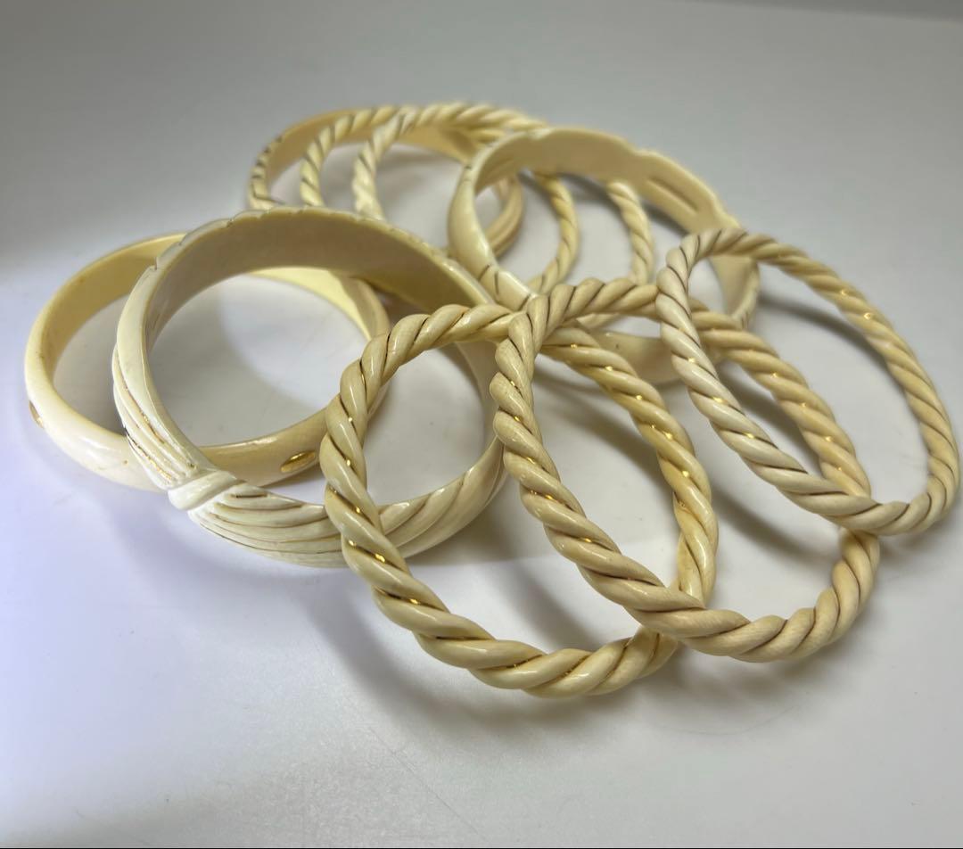 本金入　極上バングル　124g 東Y8-0129☆2F