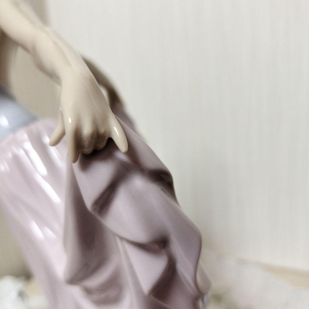 リヤドロ　No.05050 踊る少女