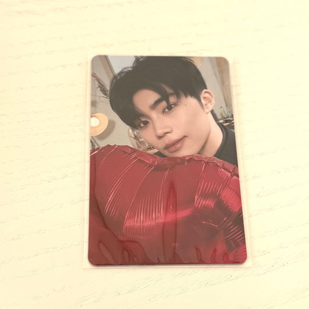 ゴヌク 7000円トレカ - メルカリ