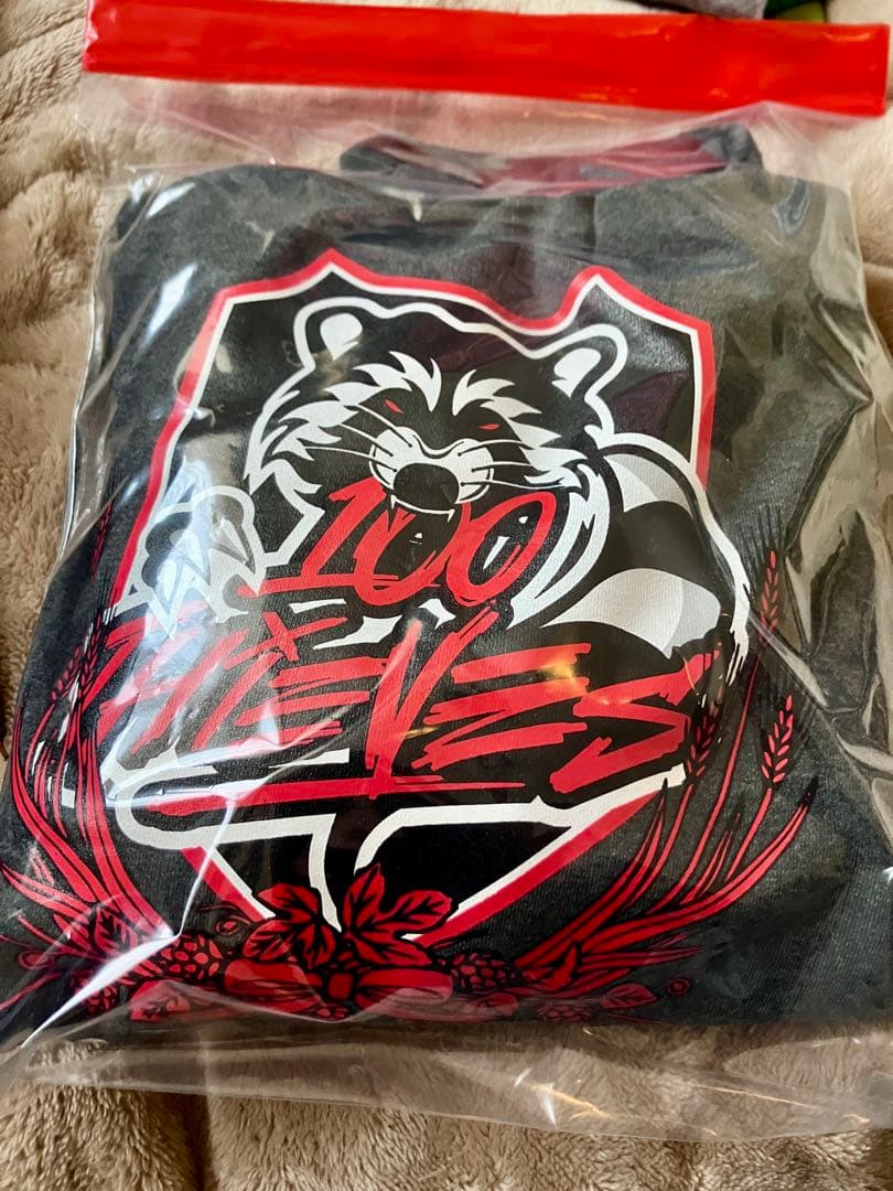 CR×100t コラボパーカー ALGS会場限定品 Lサイズ - メルカリ