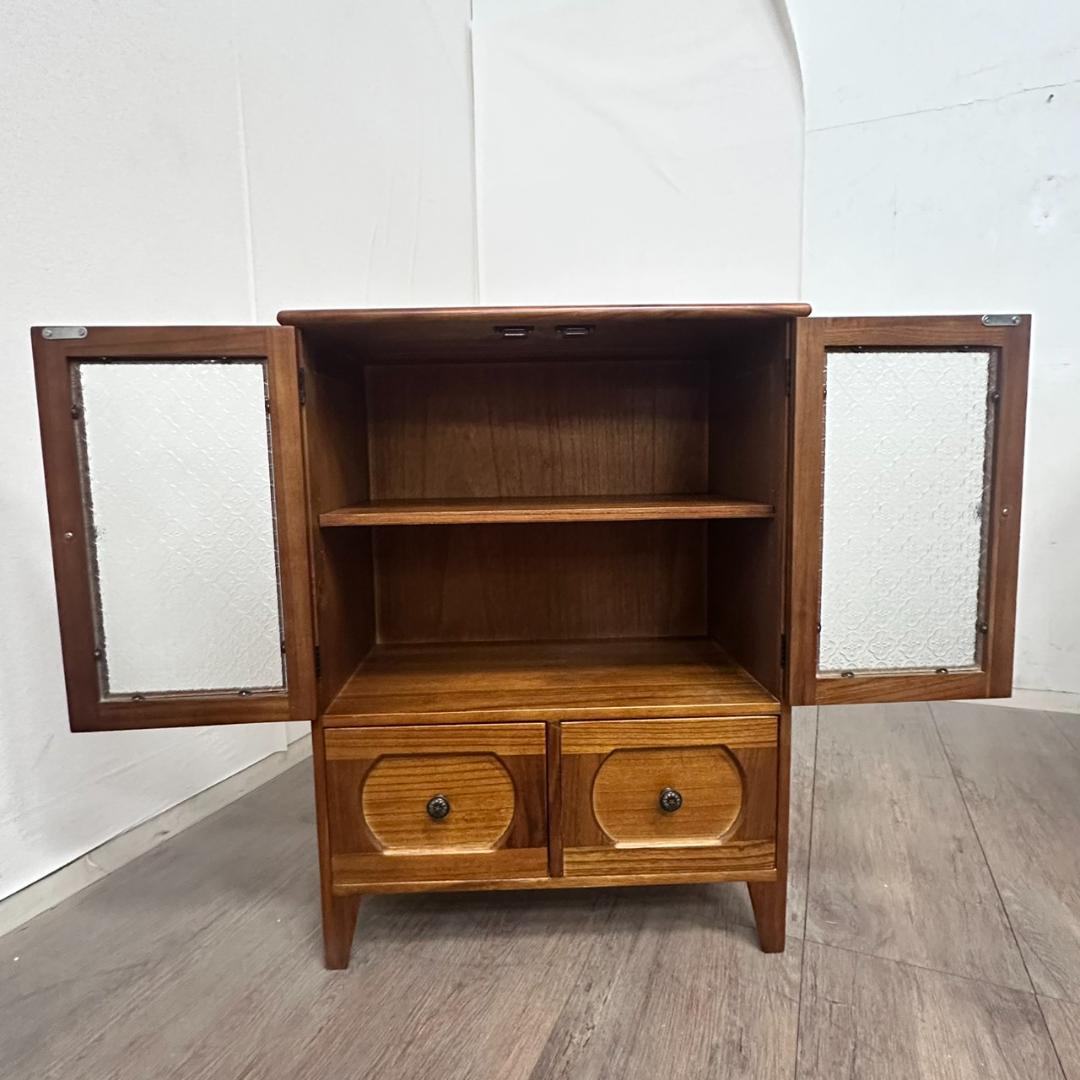 レトロシリーズ　アンティーク調　キャビネット 食器棚