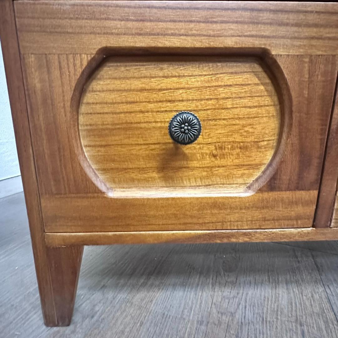 レトロシリーズ　アンティーク調　キャビネット 食器棚