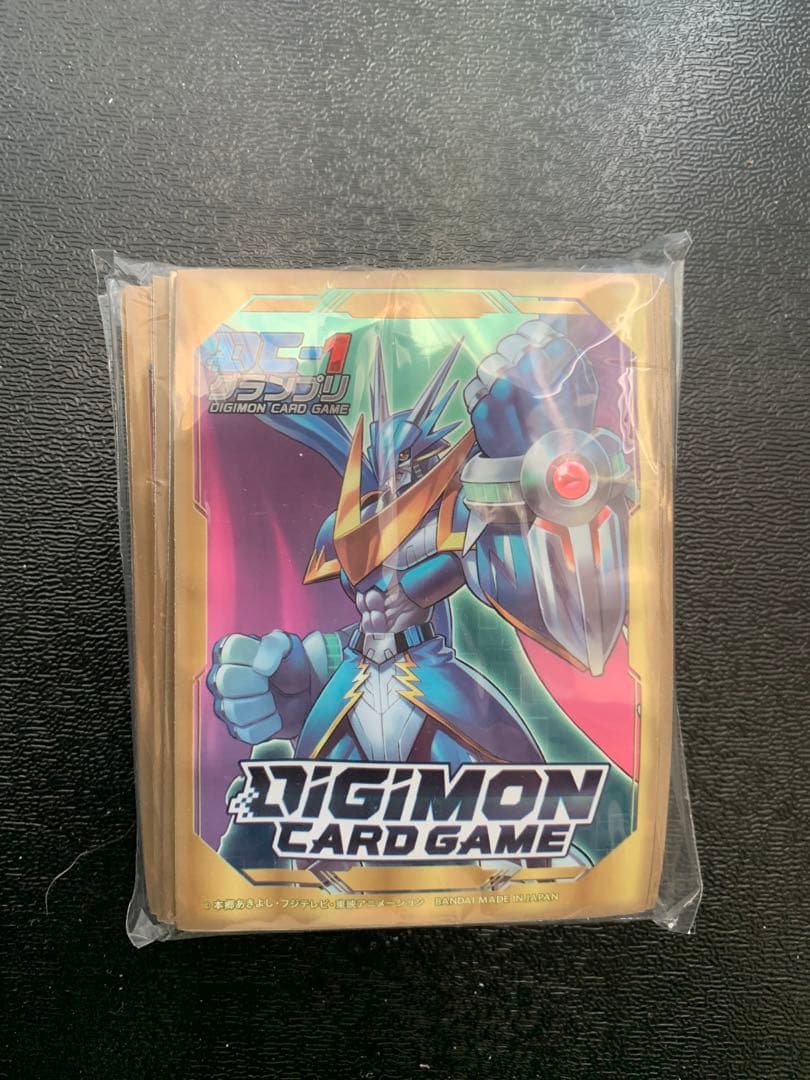 スリーブ DC-1グランプリセット デジモンカード アルフォースブイドラモン デジモンカード 太一 アルフォースブイドラモン スリーブ - メルカリ
