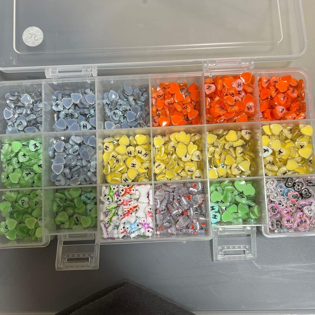 ネイルパーツ　【¥25-】