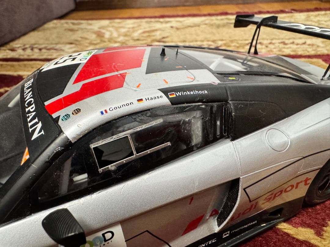 スパーク 1/18 Audi R8 LMS No.25 - メルカリ