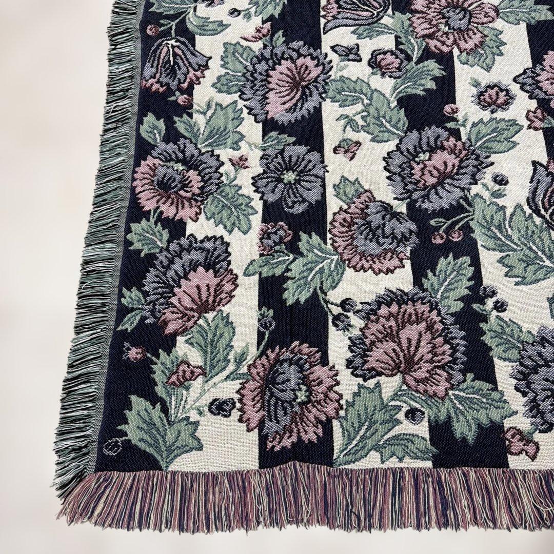 花　マルチカバー　ソファカバー　ヴィンテージラグ　175x117