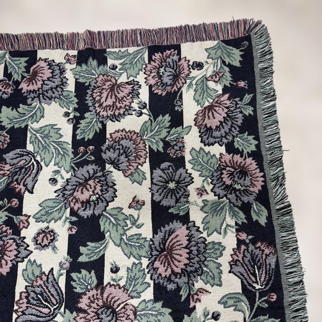 花　マルチカバー　ソファカバー　ヴィンテージラグ　175x117