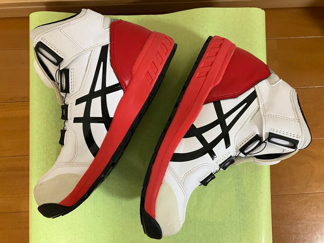 【中古美品】アシックス 安全靴 ウィンジョブ CP304 BOA 23.5