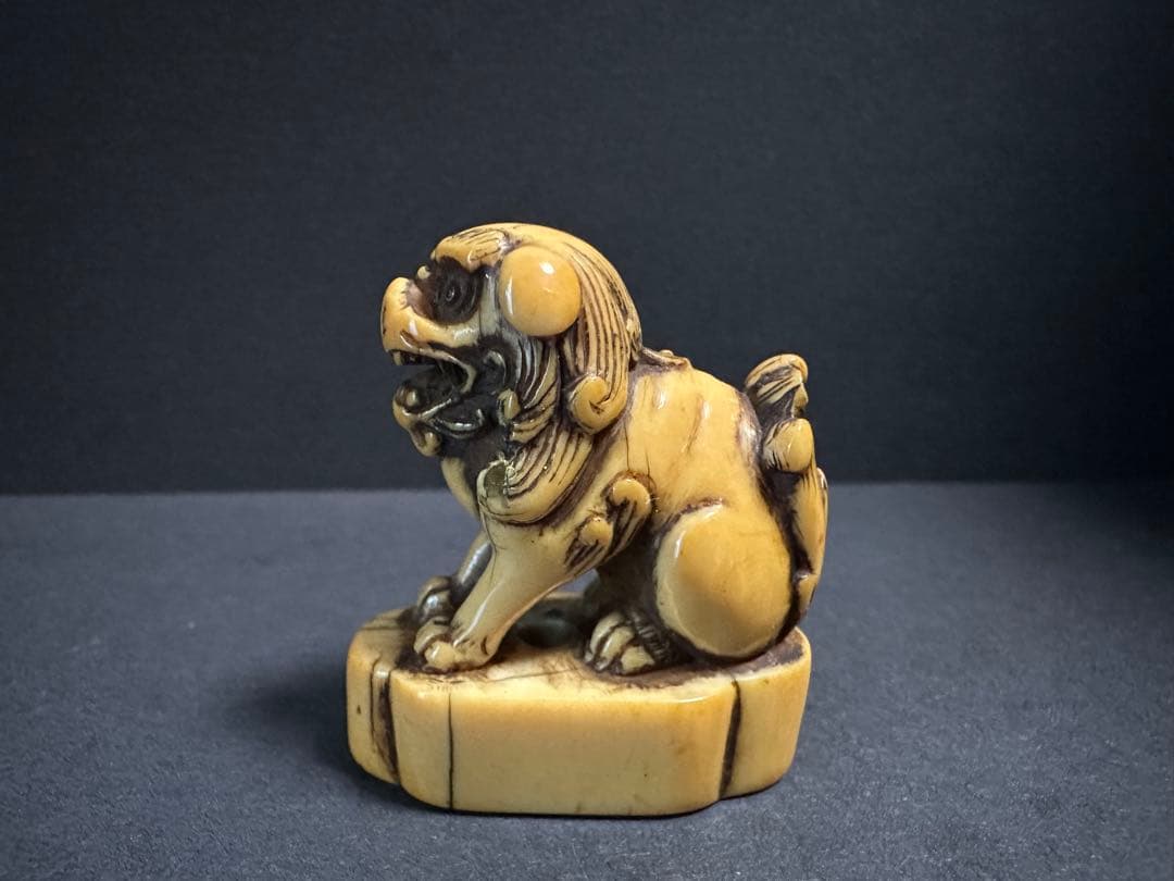 根付(netsuke) 獅子の根付　江戸時代