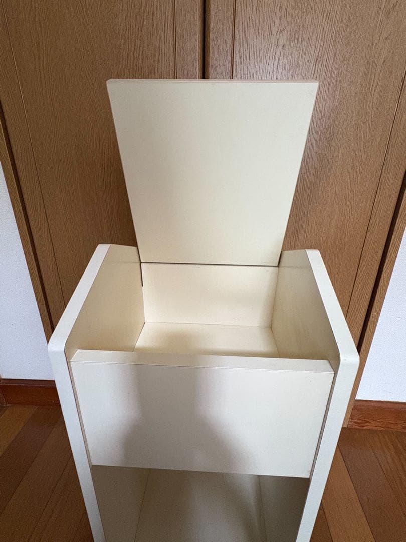 昭和レトロ　シェルフ　収納棚　レトロかわいい