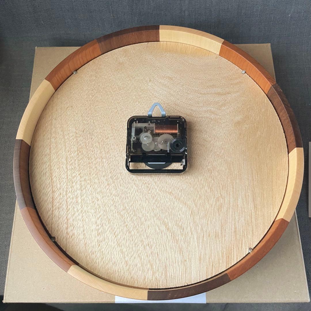 ラ・ルース　掛け時計　ラウンドクロック　木製　ナチュラル