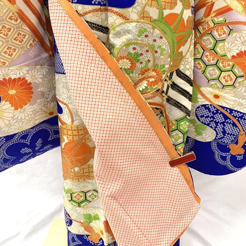 503ag52■七五三 七歳 女児 着物&袋帯&長襦袢 鼓 金彩 菊■状態良好