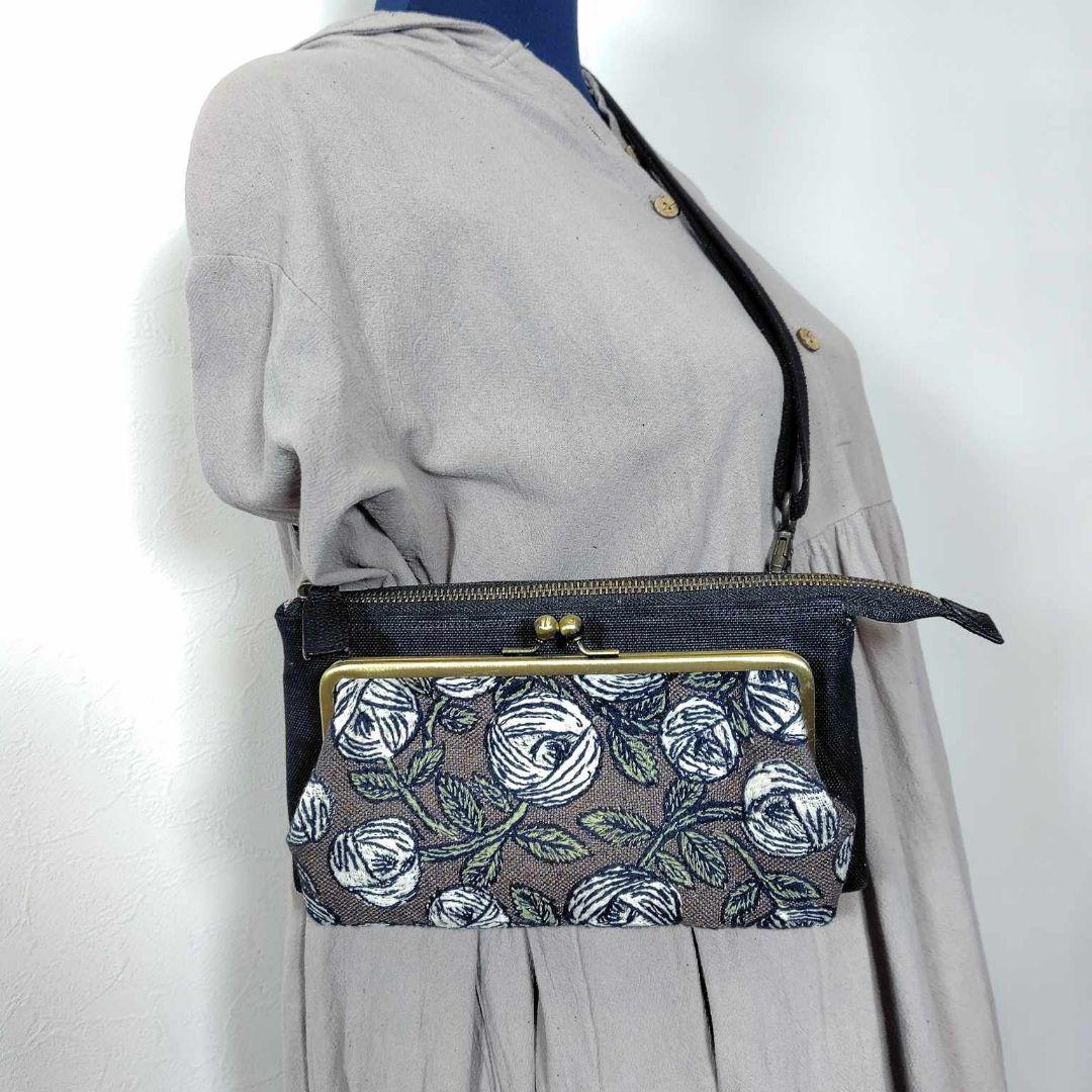 ミナペルホネン/rosyロージィーブラウン/がま口お財布ポシェットmina-