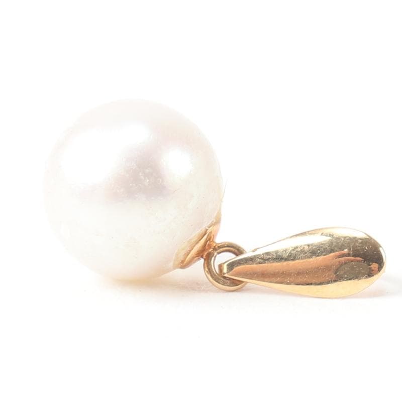 ネックレストップ　パール8.2㎜　K18　0.9g　A232